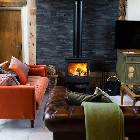 The Cart House - Beautiful Contemporary Barn - Hot Tub Apartment Bridgnorth Exterior foto