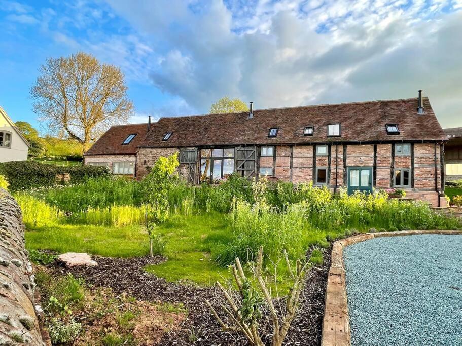 The Cart House - Beautiful Contemporary Barn - Hot Tub Apartment Bridgnorth Exterior foto